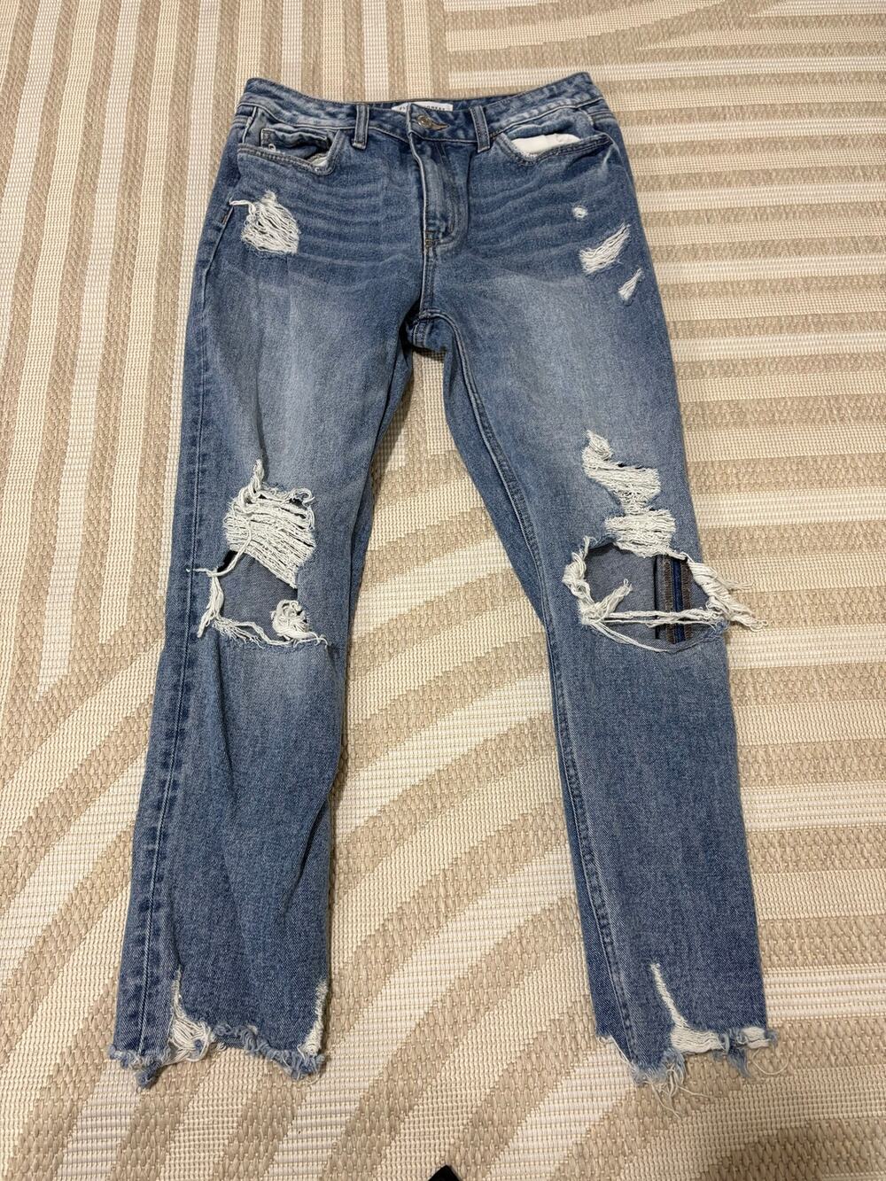 Flying Monkey Women's Distressed Light Wash Denim Jeans Size 27